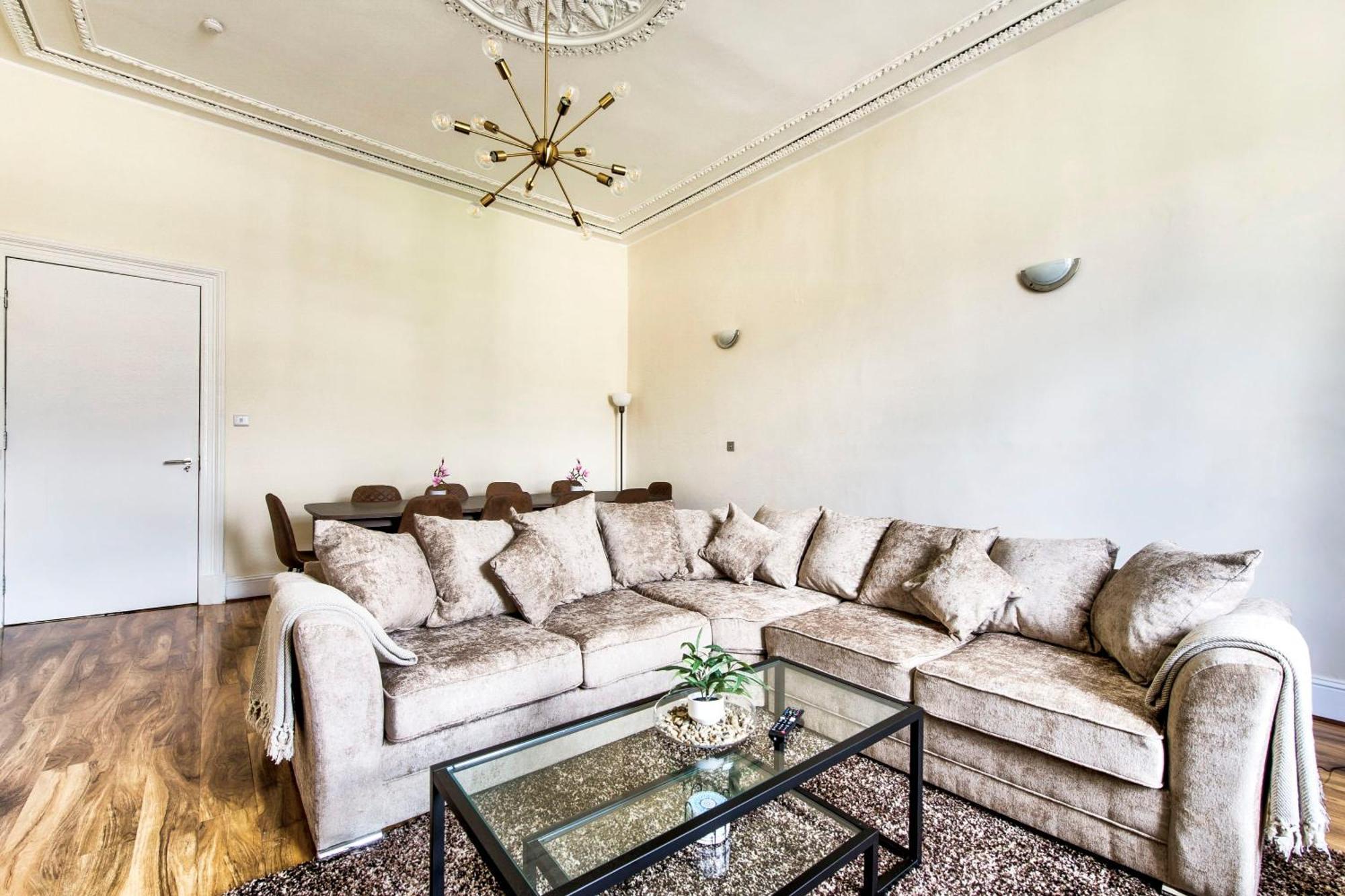 Appartement Stunning 5 Bedroom Apt, Close To Centre, Sec, Hydro And Motorway Glasgow